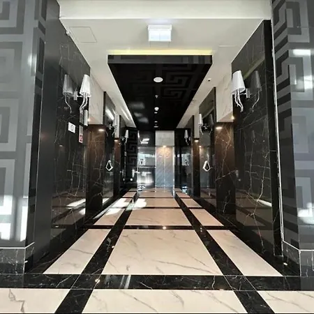 Appartamento Hanza Tower Sky Sauna & Jacuzzi & Pool *